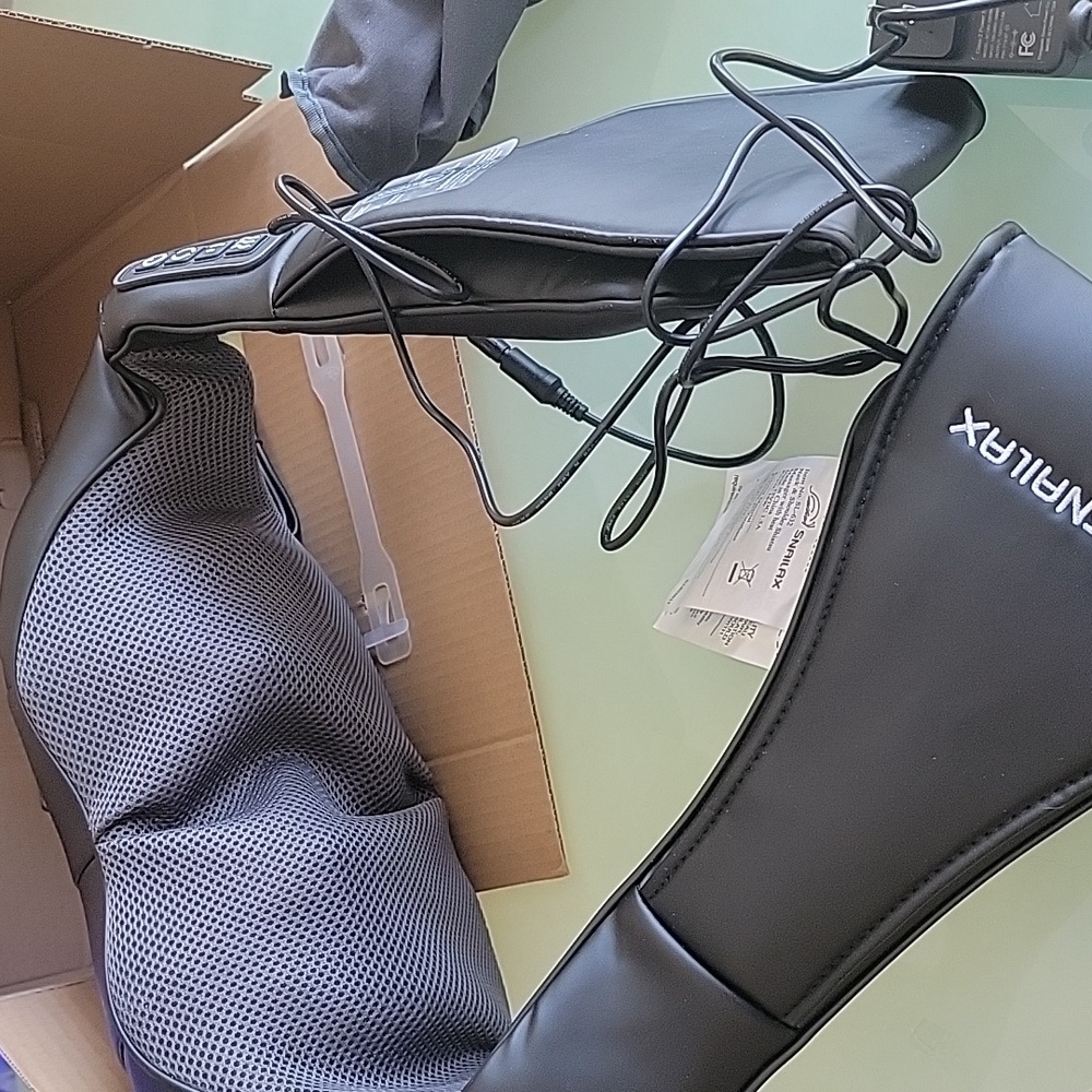 Snailax Neck Back Massager. New In Box. - Picture 8 of 10